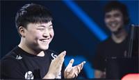 LOLS8世界赛小组赛：Uzi卢锡安豪取三杀，RNG有惊无险小组第一出线