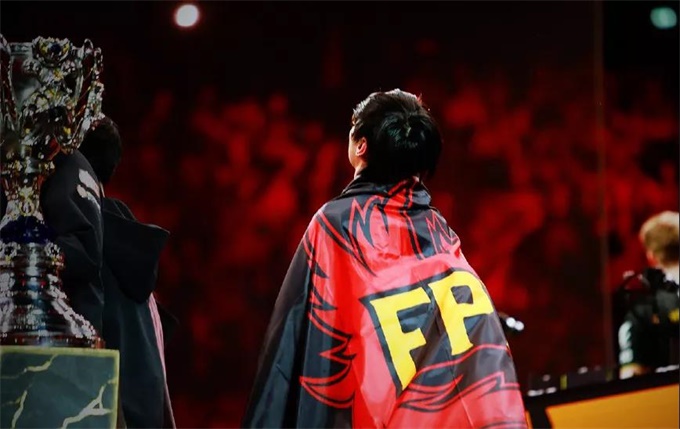 FPX签下新ADC选手Prince 或将首发三个韩国人?