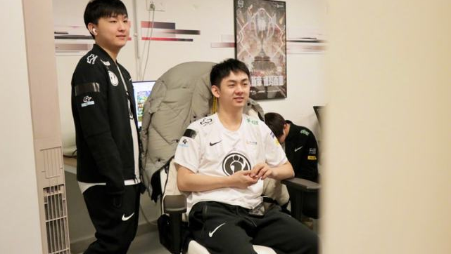 未来可期，IG四战全胜晋级2021德杯淘汰赛