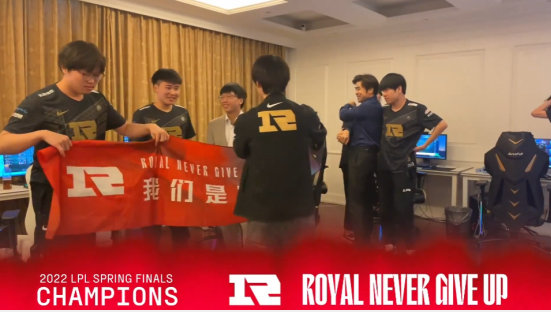 RNG与宿敌G2将在季中赛再次交手，G2发文“挑衅”