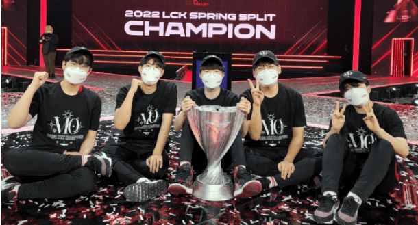 DK曾经三巨头再次开启Rank竞争，轻松上王者千分