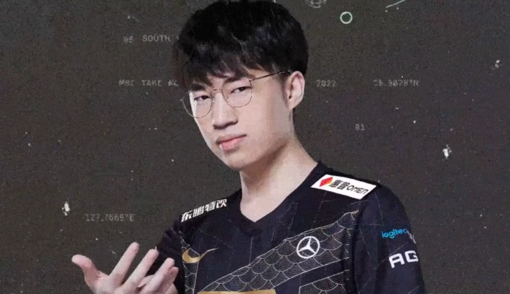 wawa看好RNG，其他队伍铺好红毯迎接卫冕冠军