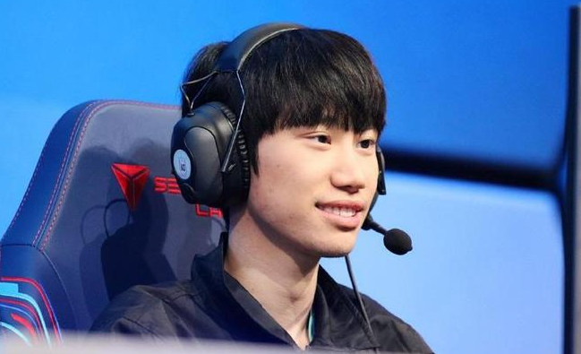 RNG二队RYL辱骂doinb被罚款并开除处理