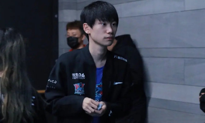 Doinb爆料Ning王近况，参加了知名战队试训