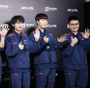 海外网友热议JDG不敌OMG：智商高的队伍赢了！