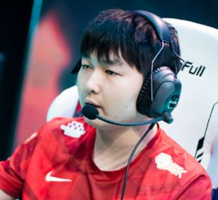 biubiu又被冲了！WE败给JDG后官博炸了