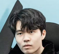 SMK摆烂发言被ROOKIE吐槽：自己永远热爱LOL