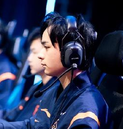 OMG败给UP，官博沦陷！粉丝破防怒斥：连UP都能输