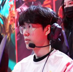 韩网热议Theshy战绩2-25：无脑死亡这么多次