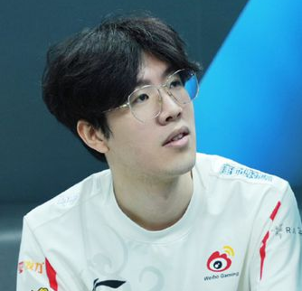 Theshy直播回应1-16：吃不到人头啊！我打团玩得挺好