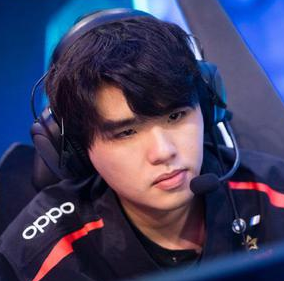 前V5教练爆料：FPX要引入新AD，lwx想要转辅助