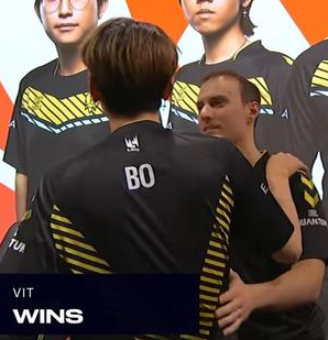 中国选手首次登顶！Bo火力全开，一战打崩G2