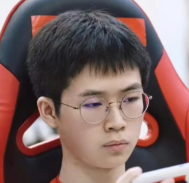 AG长生锁了，百兽试训狼队！小胖状态暴走