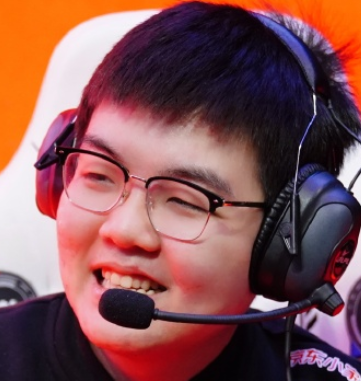 韩媒评级S12全球最强上野：Zeus世界第1上单