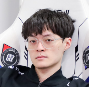 2大冠军中单失业？知情人爆料：FoFo将加入EDG