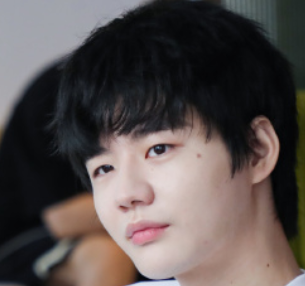 4人爆料：WBG用中辅，跟BLG换了刘青松