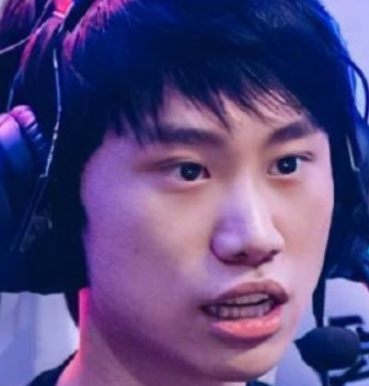 恭喜doinb！不用跪了！Ruler亲口透露