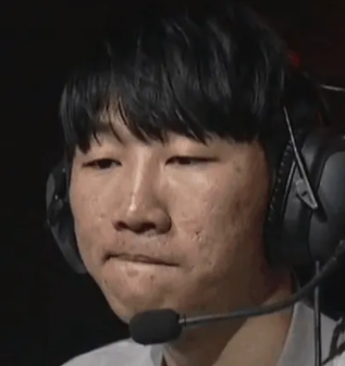 “RNG对选手很好，宁王只值200W”，AJ爆料LPL转会