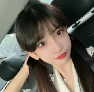 Tian和Letme前女友交往了？女生无意曝光照片