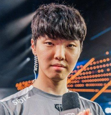 预测EDG止步8强！chovy直言：看好DRX晋级