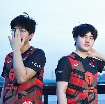 TES不敌DRX，官博沦陷！粉丝：输给4号种子，丢人