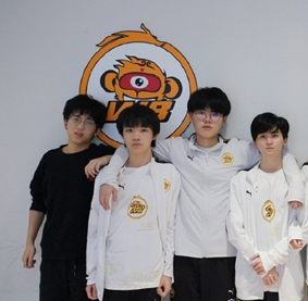 热爱让暖阳坚持到现在，他还想多拿几个冠军