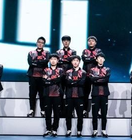 S12小组赛赛程出炉！第1天EDG打T1，RNG迎战GEN