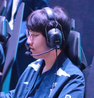 又是教练背锅？LNG败给JDG后，官博沦陷