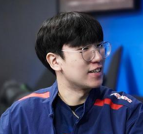 海外网友热议JDG击败LNG：拥有稳定ADC的Knight