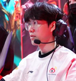 LPL海外收视率暴跌！外媒统计：观众减少3分之1