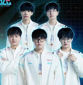 海外网友热议BLG击败R7：ELK像是另一个Uzi！