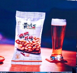 《荣耀征途》FIFA总决赛，黄飞红为电竞选手加油