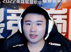 “miao准现场”大电竞专访RNG打野Wei：想要赢下EDG的话，还是我们自身少犯失误吧