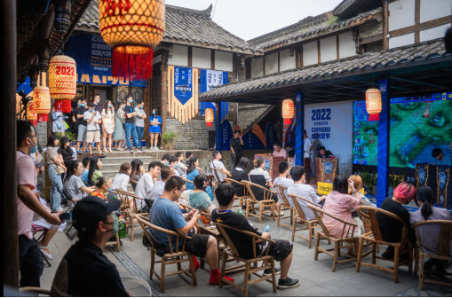 宽窄巷子“鲁班工坊”——点燃电竞热情，实现冠军梦想