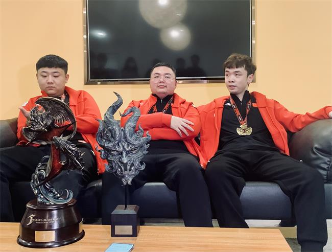 劫杯冠军战队JTeam采访：将命运把握在自己手中，希望出宁红夜专属皮肤