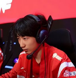 LPL季后赛分区出炉：上半区4支全华班互殴