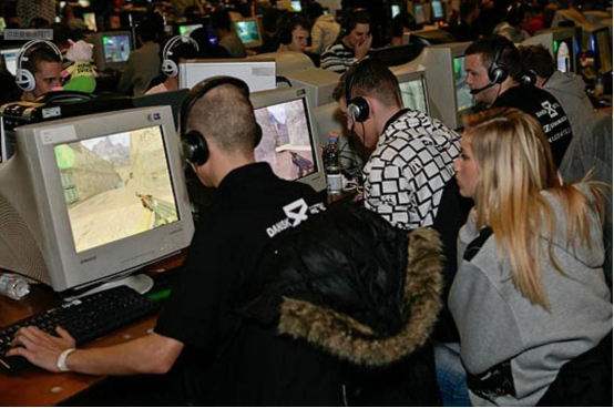 高刷与高帧率，一个硬核FPS玩家快乐的源泉