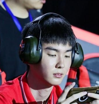 致力数字体育，打造年轻新生力——2023年“联通杯”高校电竞大赛