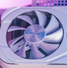 RTX星极皓月1080P完美体验！GeForce4060卓越而美观！耕升