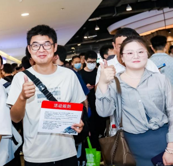 Pop-up快闪活动人气火爆七城同开，一加AcePro2