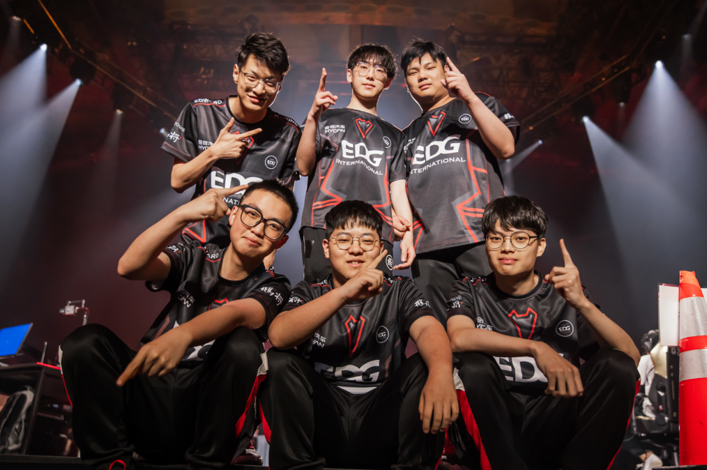 第二局加时赛遗憾落败，EDG0-2不敌PRX跌入败者组