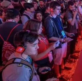 顺网科技：AI新品顺网灵悉（SAGA）邀测定档9月23日，联动电竞再掀热潮