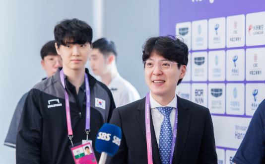 韩国队2比0战胜中国队，韩国队晋级亚运会LOL决赛