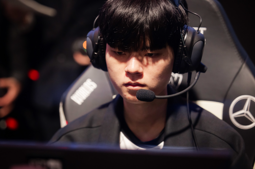 0-2不敌DK惨遭淘汰Adam上单奇迹不在，BDS