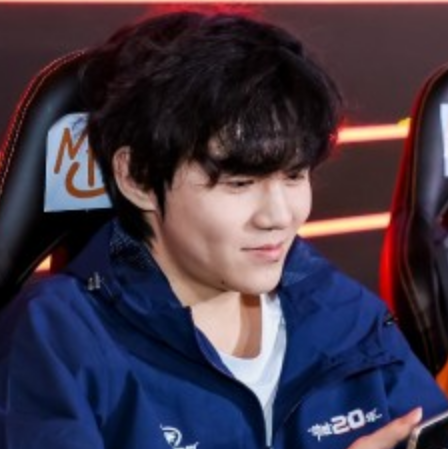 莉莉丝卡牌革新之作？《剑与远征：启程》CBT测试12月6日开启