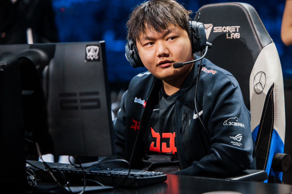 中路互换？JDG战队迎来“老大哥”Yagao的回归