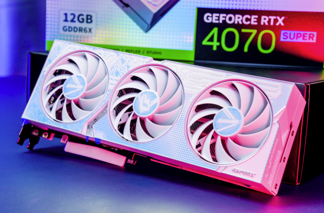 游戏与AI性能表现亮眼SUPER4070七彩虹iGameUltraOC显卡实测WRTX