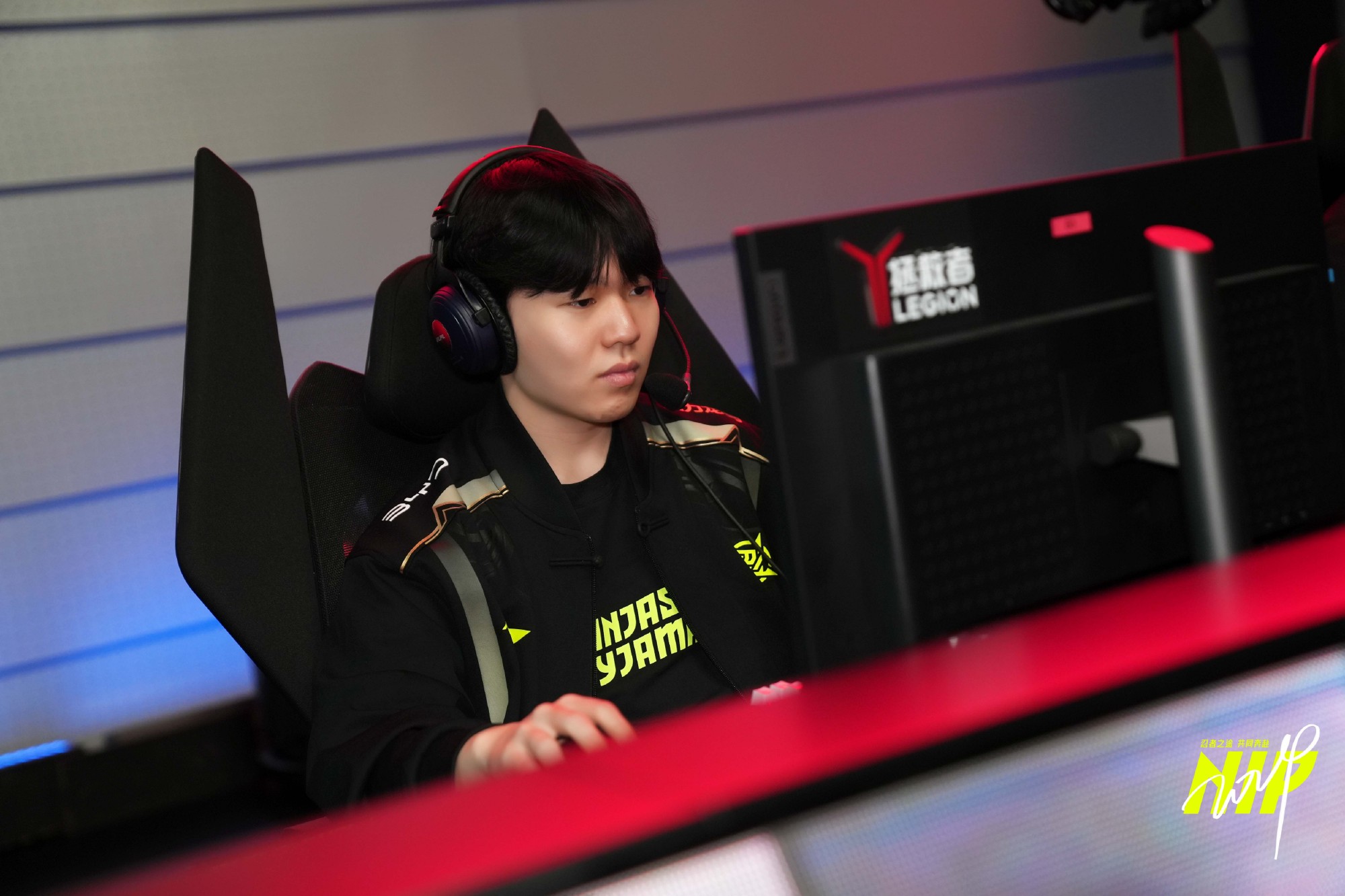 LPL春季赛第一周最佳阵容：Rookie包揽最佳阵容与MVP