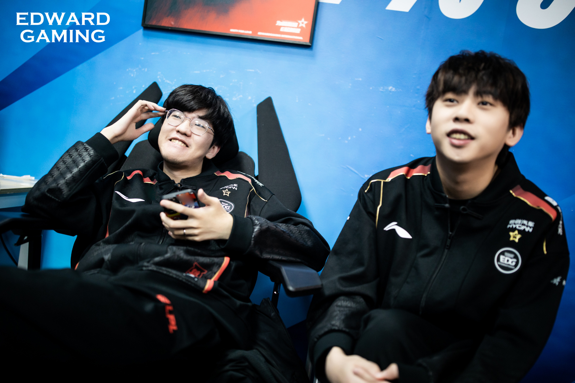 LPL赛区EDG与LCK赛区BRO面临春季赛首胜压力