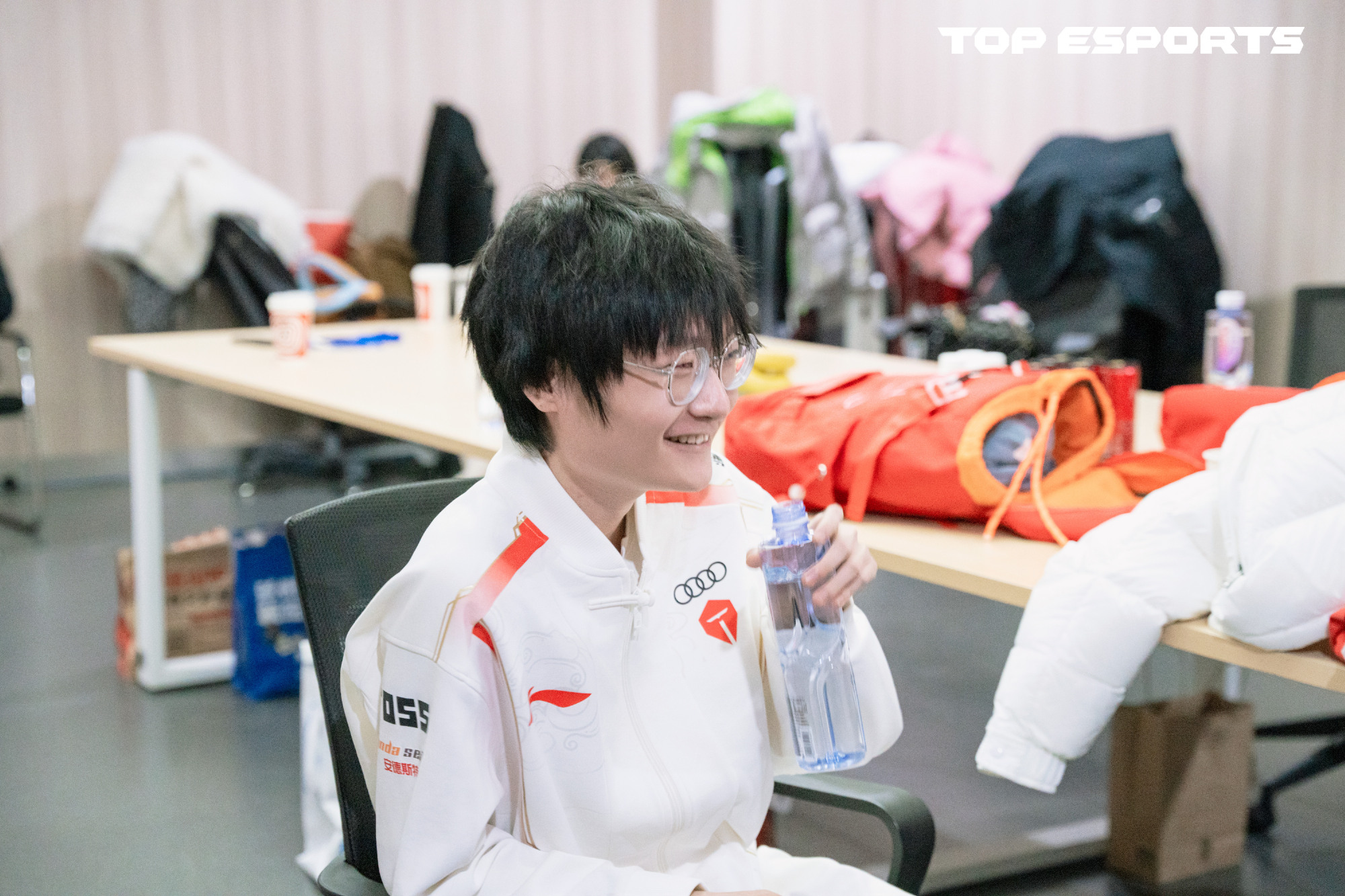 LPL春季赛第四周最佳阵容：小天拿下MVP，TES上榜三人